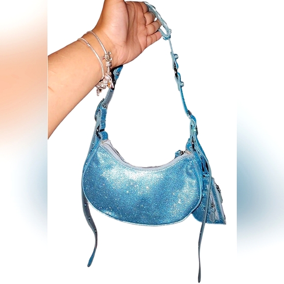 ☆Blue Diamond Rhinestone Bedazzled Heart Mirror Baguette Shoulder Bag☆ - Picture 5 of 5